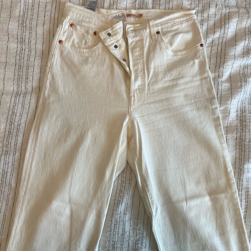 Levi’s Wedgie Straight